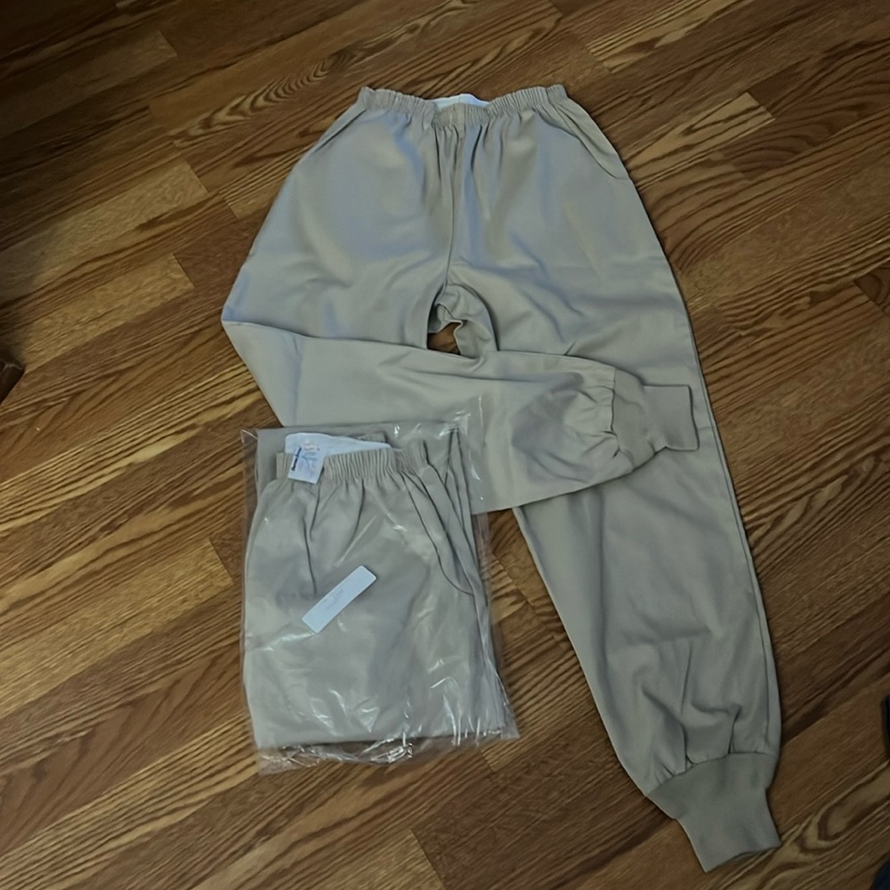 Brand new size, small uniform, city, khaki scrub pants